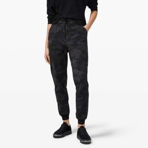 Lululemon Stretch High-Rise Jogger Full Length Heritage 365 Camo Deep Coal 14